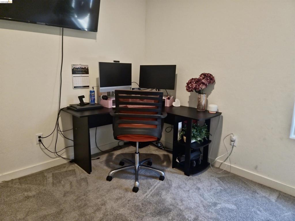 284 Zion Canyon Ct, Merced, CA 95341