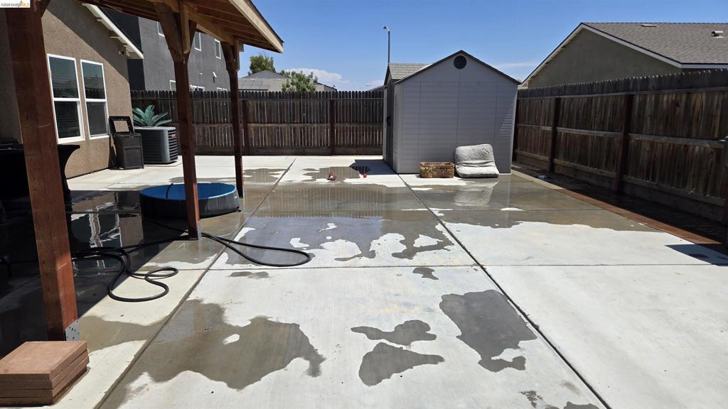 284 Zion Canyon Ct, Merced, CA 95341
