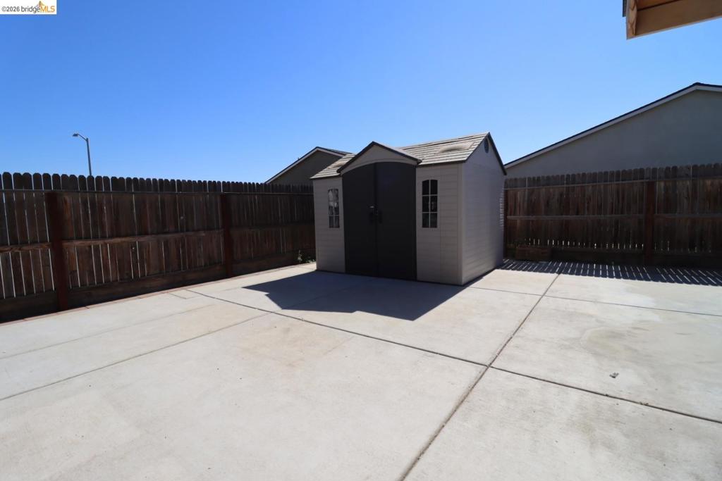 284 Zion Canyon Ct, Merced, CA 95341