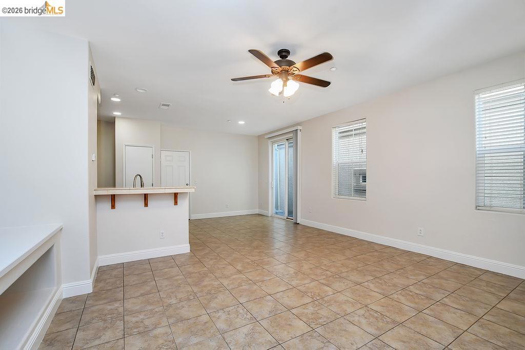 101 Pelican St, Brentwood (CC), CA 94513