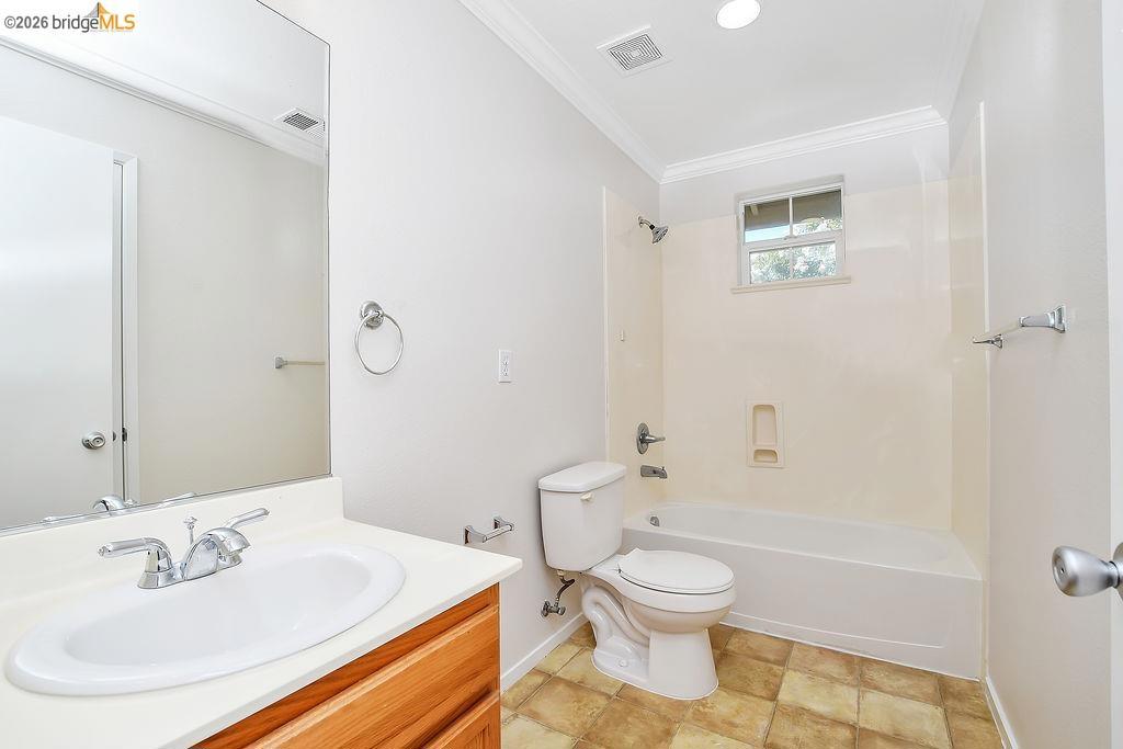 101 Pelican St, Brentwood (CC), CA 94513