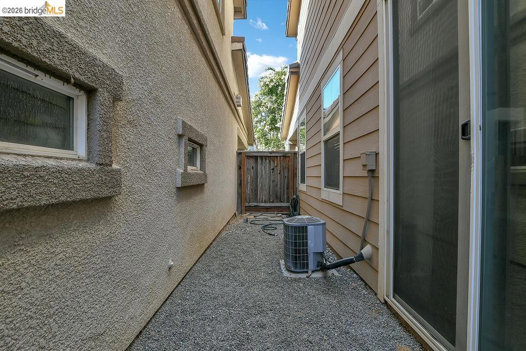 101 Pelican St, Brentwood (CC), CA 94513