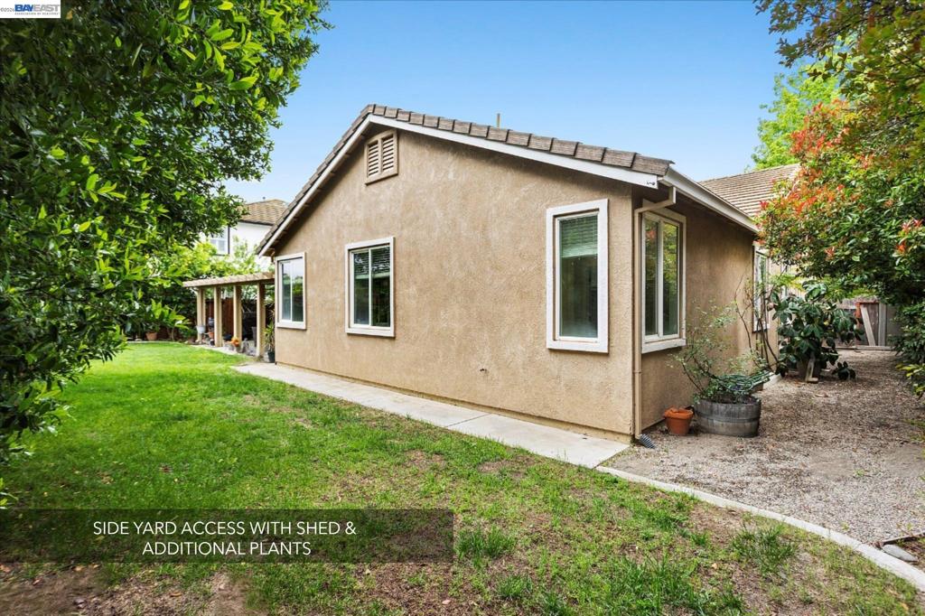 744 Vasconcellos Ave, Manteca, CA 95336