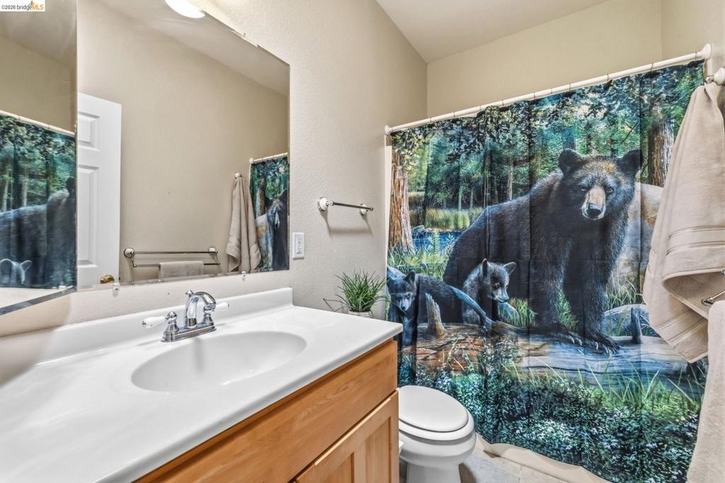 24230 N Oxbow Ln, Sonora, CA 95370