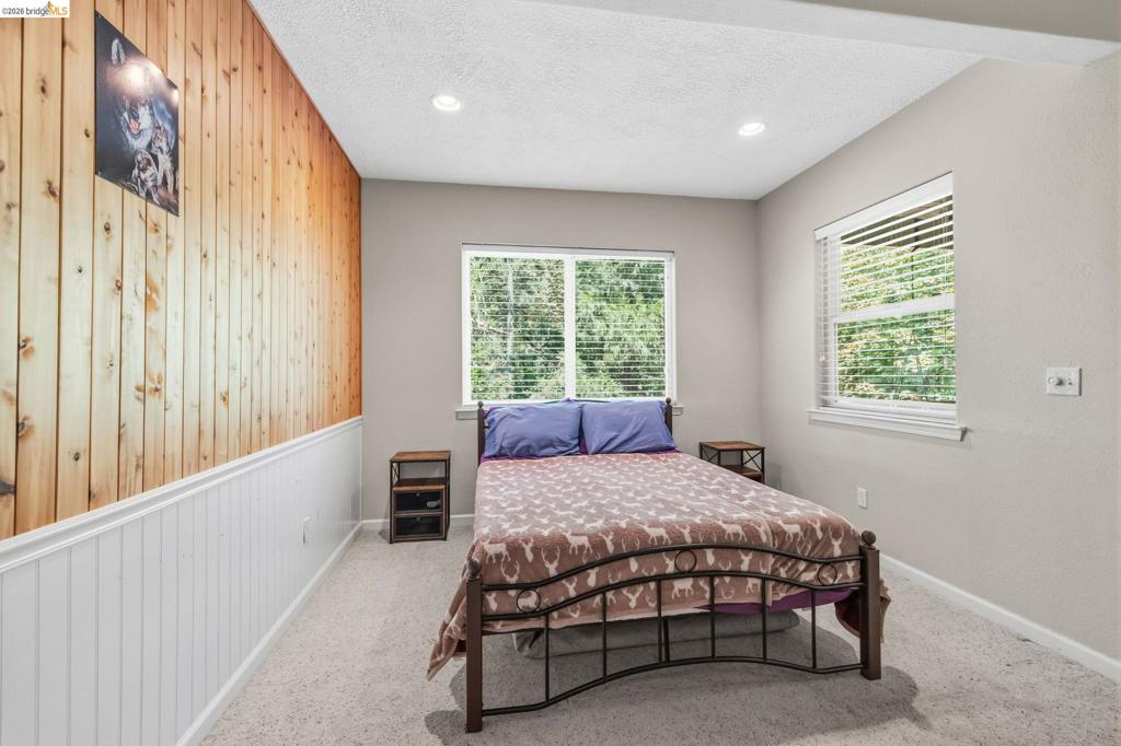 24230 N Oxbow Ln, Sonora, CA 95370
