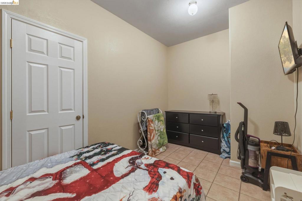 24230 N Oxbow Ln, Sonora, CA 95370