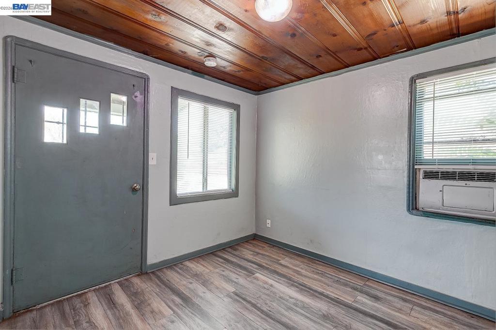 322 Poplar Ave, Manteca, CA 95336
