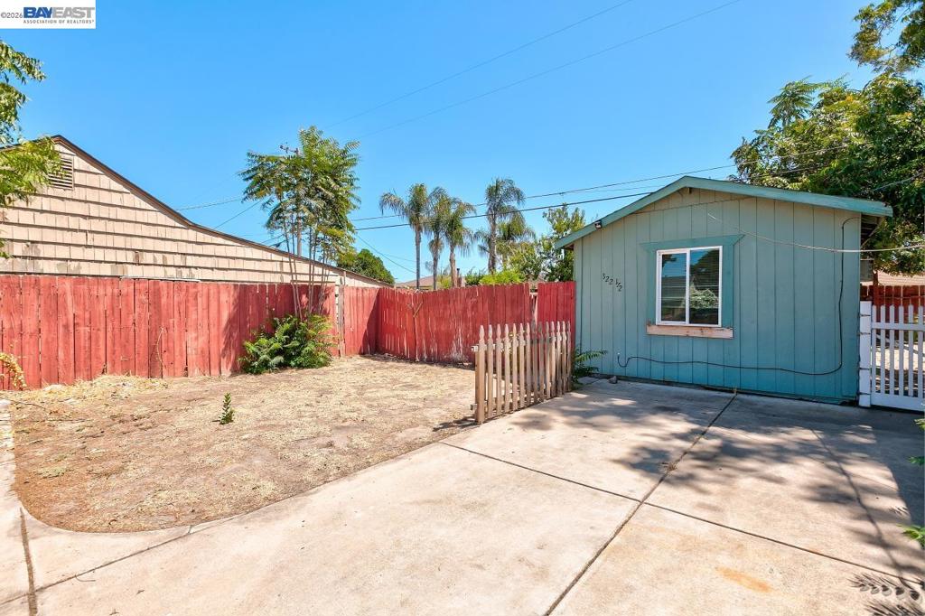 322 Poplar Ave, Manteca, CA 95336