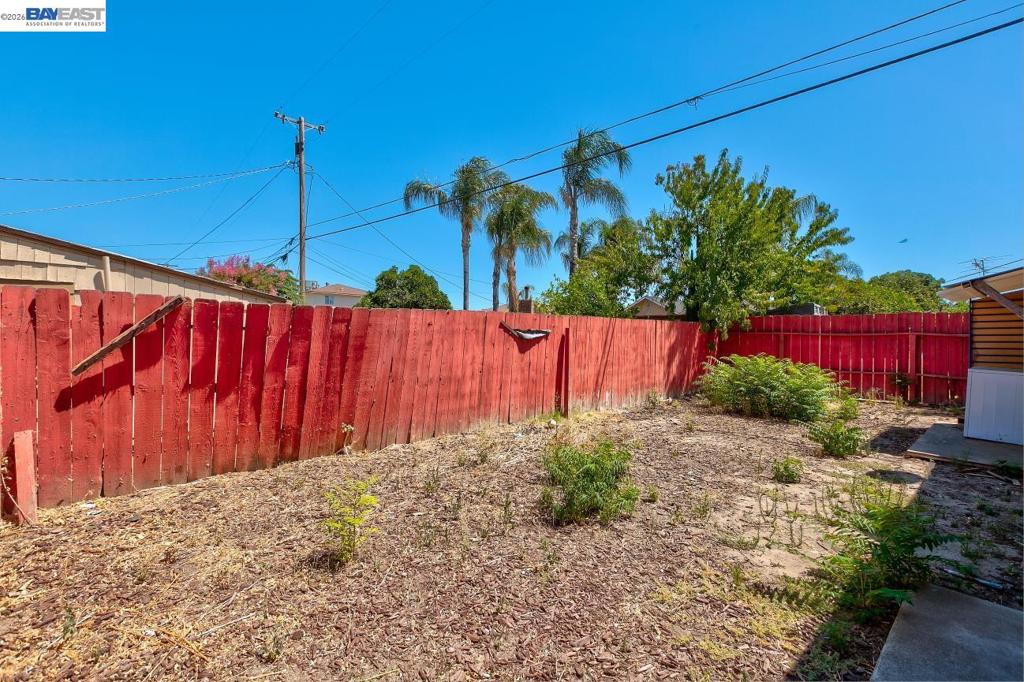 322 Poplar Ave, Manteca, CA 95336