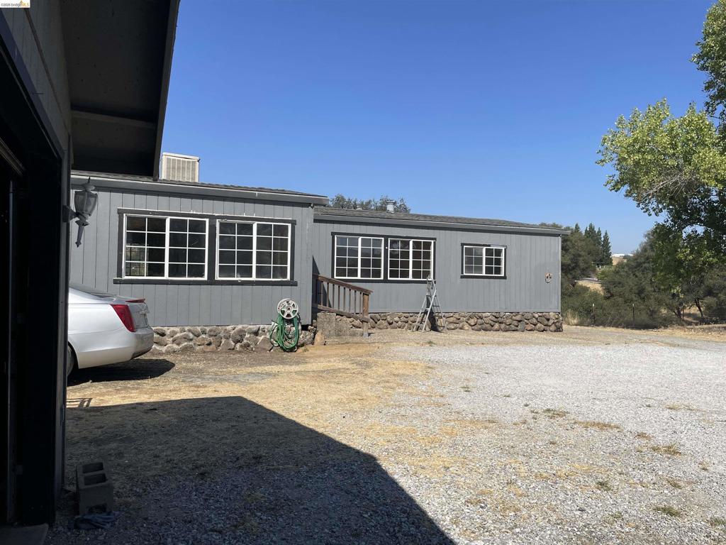 17560 Campbell Flat Road, Sonora, CA 95370