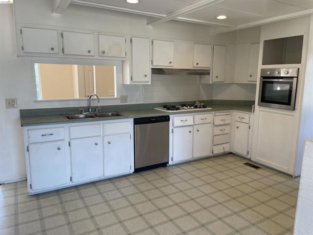 17560 Campbell Flat Road, Sonora, CA 95370