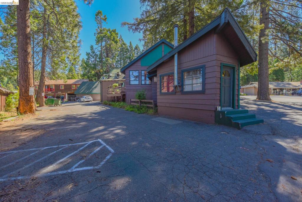 22930 Twain Harte Drive, Twain Harte, CA 95383