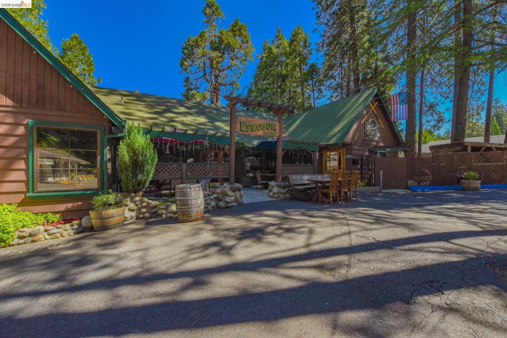 22930 Twain Harte Drive, Twain Harte, CA 95383