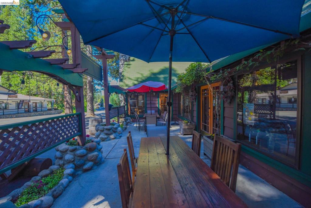 22930 Twain Harte Drive, Twain Harte, CA 95383