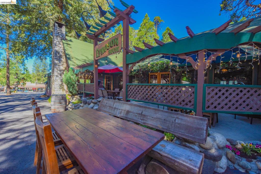22930 Twain Harte Drive, Twain Harte, CA 95383