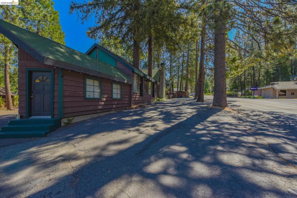 22930 Twain Harte Drive, Twain Harte, CA 95383