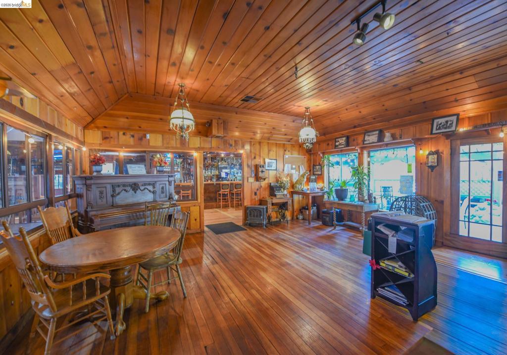 22930 Twain Harte Drive, Twain Harte, CA 95383