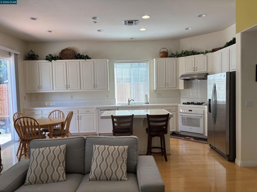 1061 Somersby Way, Brentwood (CC), CA 94513