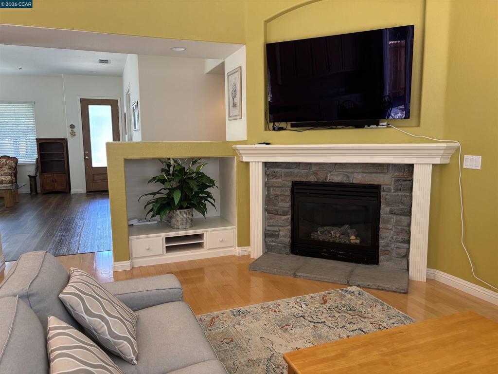 1061 Somersby Way, Brentwood (CC), CA 94513