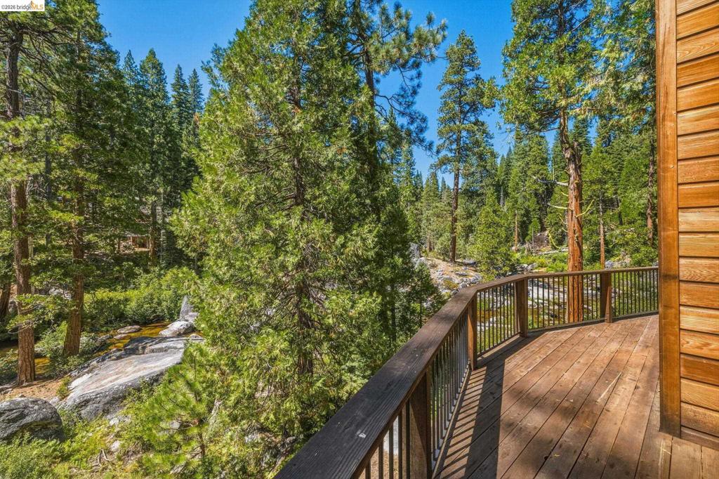 31500 Old Strawberry Rd, Strawberry, CA 95364