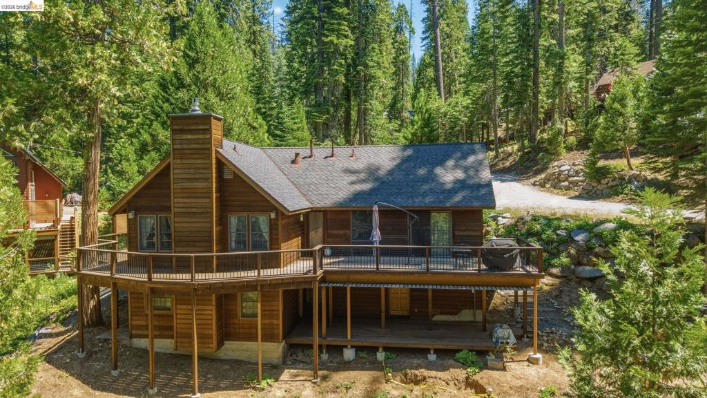 31500 Old Strawberry Rd, Strawberry, CA 95364