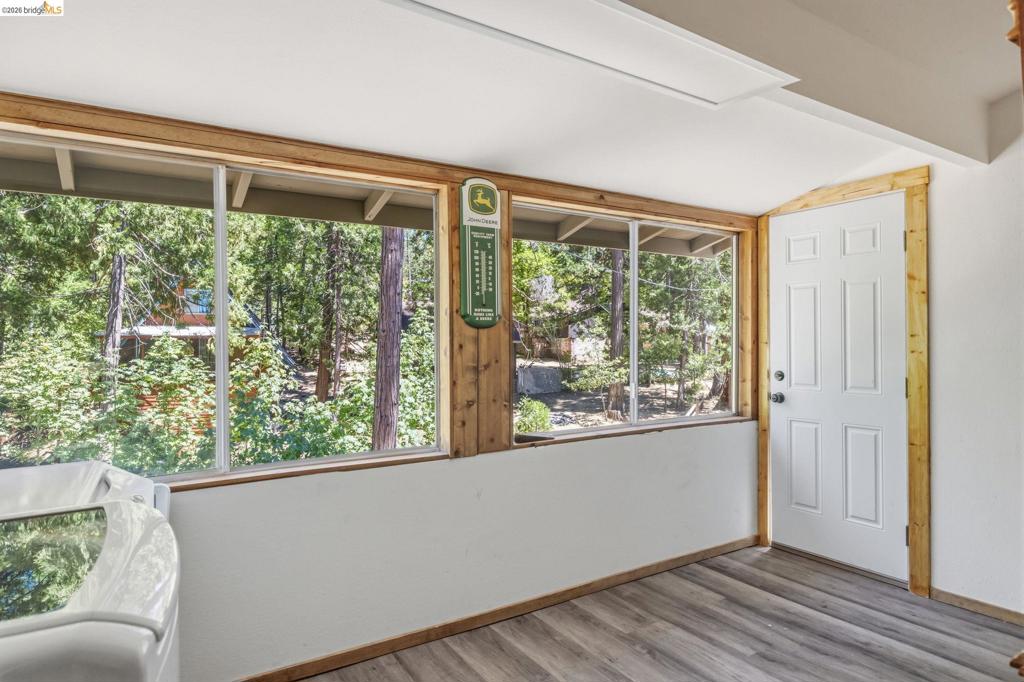 22859 Miners Avenue, Twain Harte, CA 95383