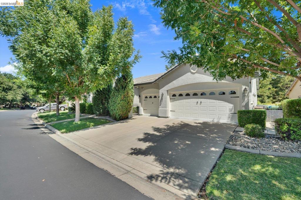 1161 Bacchini LN, Brentwood (CC), CA 94513