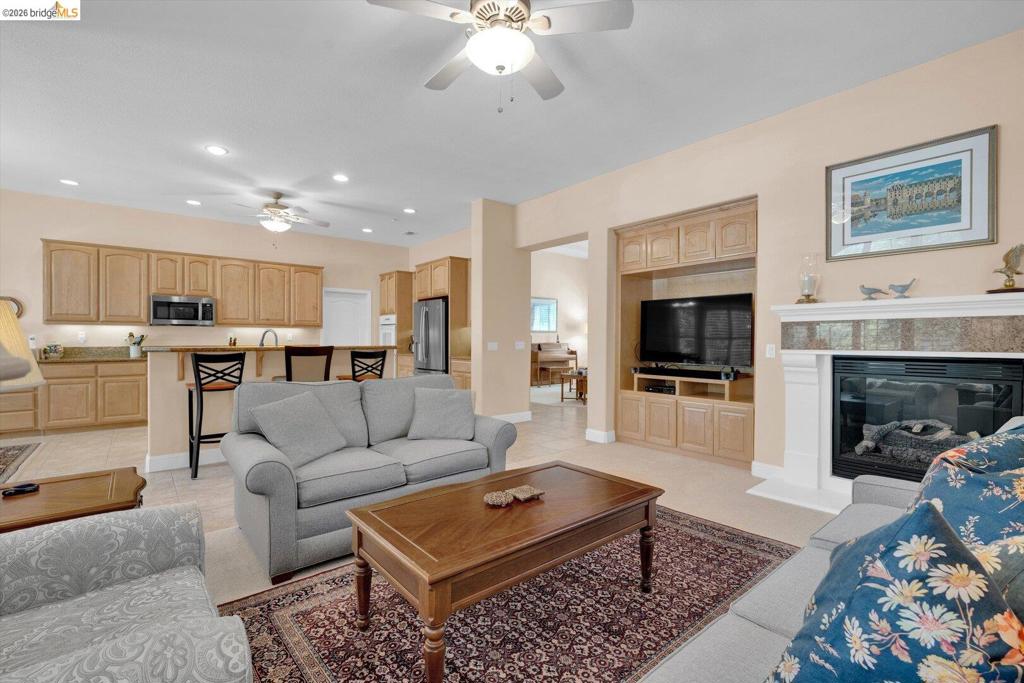 1161 Bacchini LN, Brentwood (CC), CA 94513