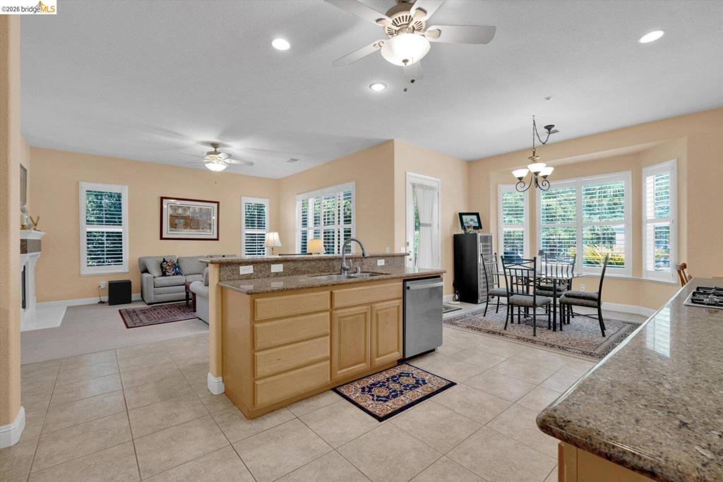 1161 Bacchini LN, Brentwood (CC), CA 94513