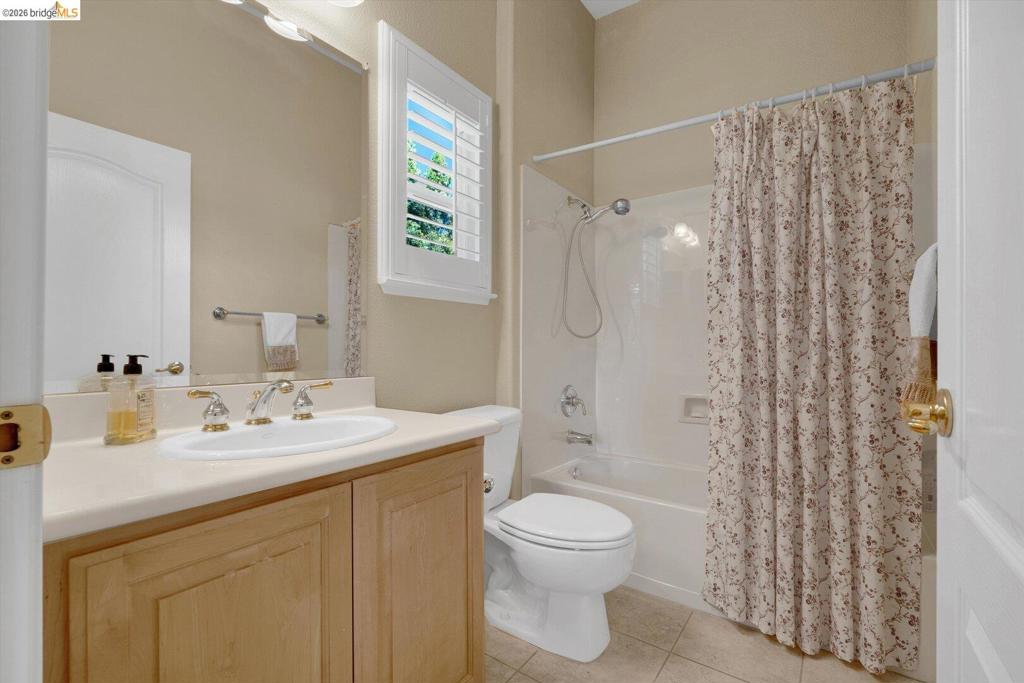 1161 Bacchini LN, Brentwood (CC), CA 94513
