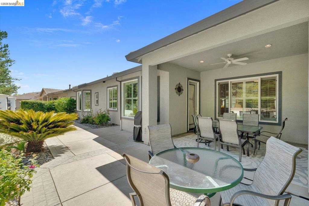 1161 Bacchini LN, Brentwood (CC), CA 94513