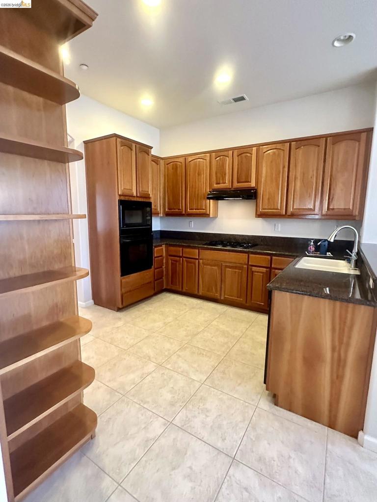 1116 Burghley Ln, Brentwood (CC), CA 94513
