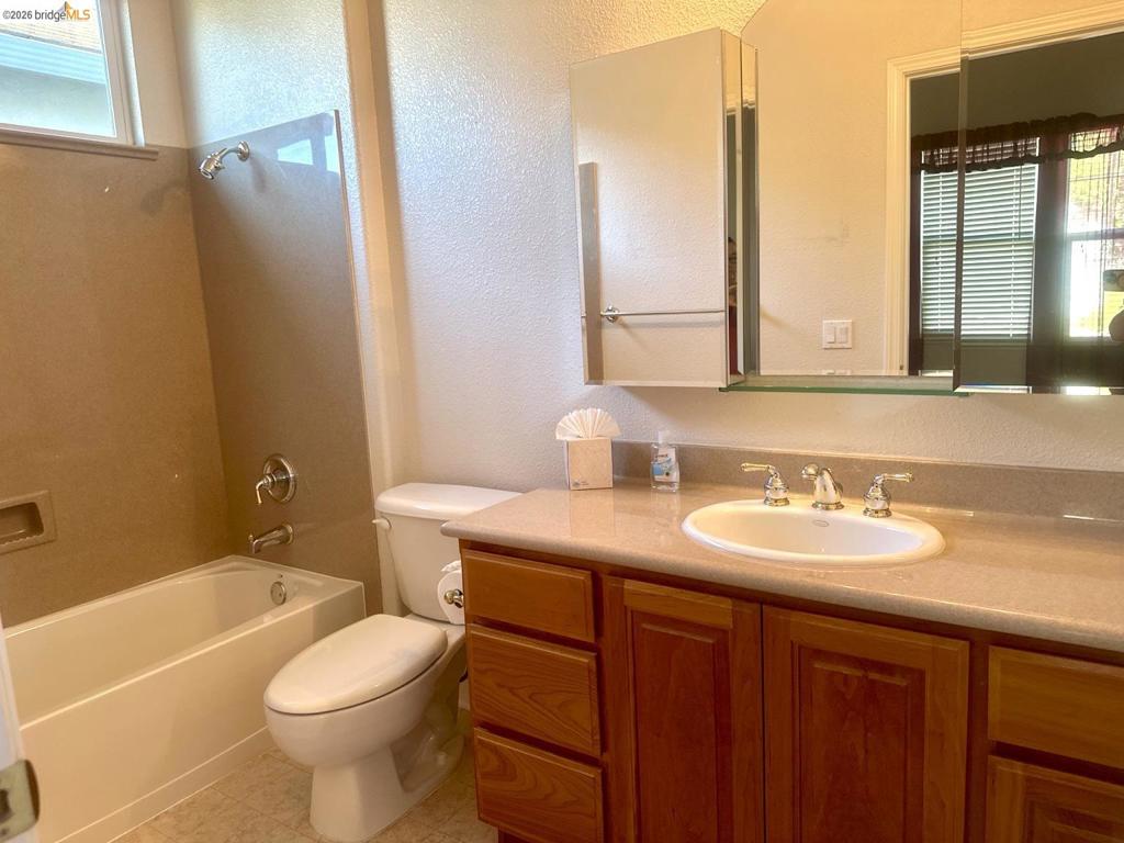 1116 Burghley Ln, Brentwood (CC), CA 94513