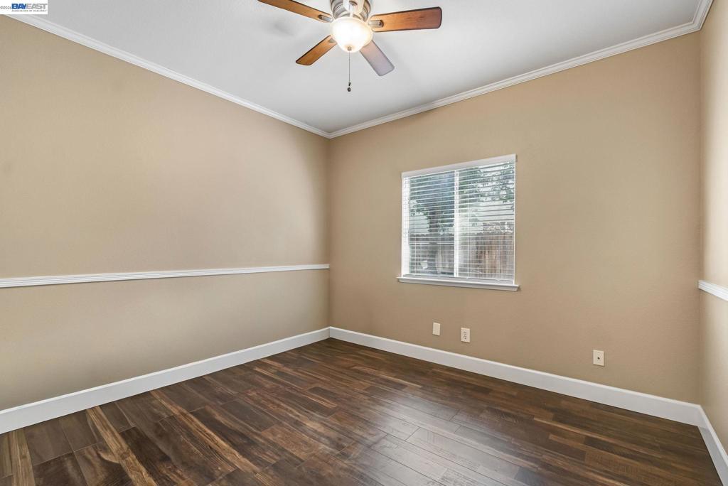 2034 Wrenwood Ave, Clovis, CA 93611
