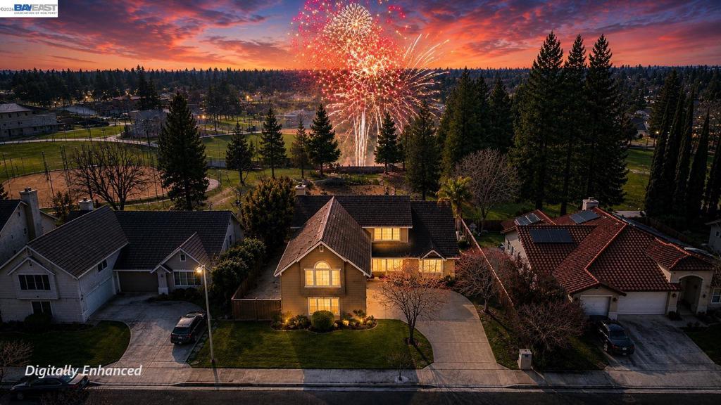 2034 Wrenwood Ave, Clovis, CA 93611