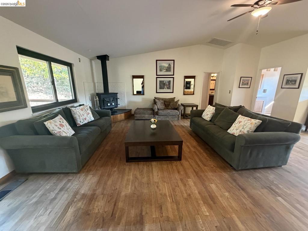 21010 Lancaster Ct, Sonora, CA 95370
