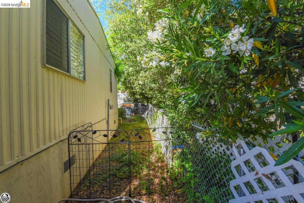 8400 Old Melones Dam Rd, Jamestown, CA 95327
