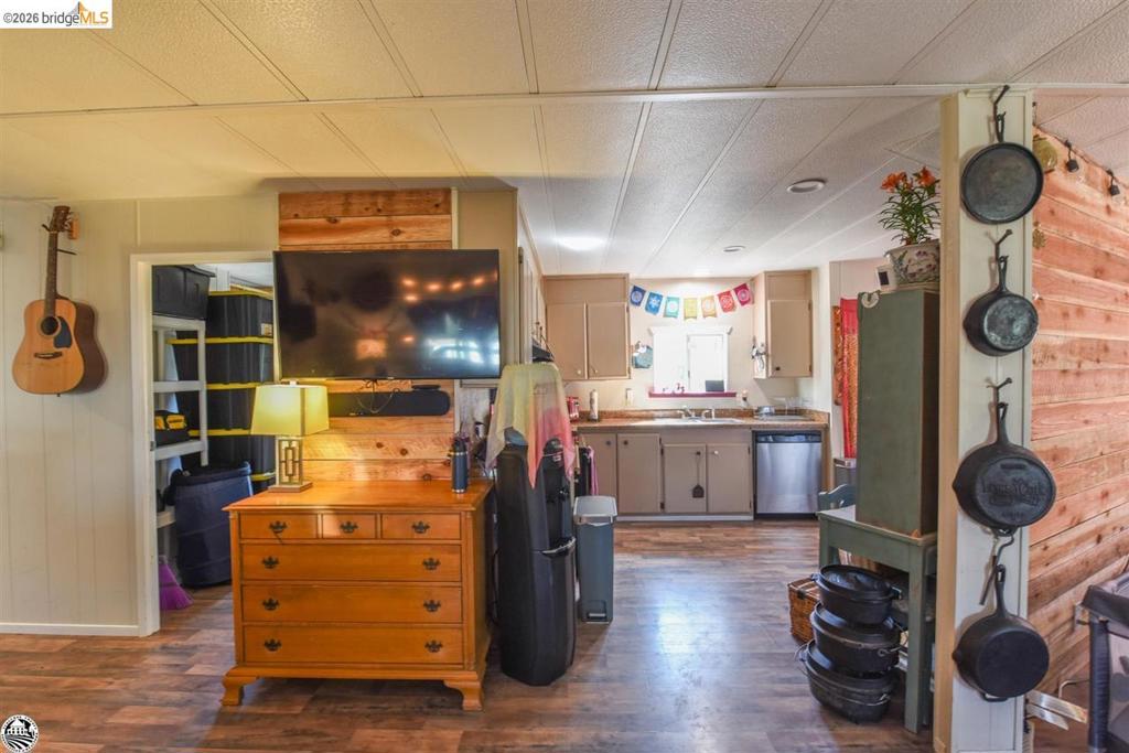 8400 Old Melones Dam Rd, Jamestown, CA 95327