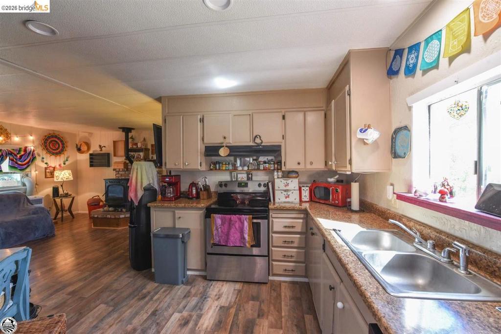 8400 Old Melones Dam Rd, Jamestown, CA 95327