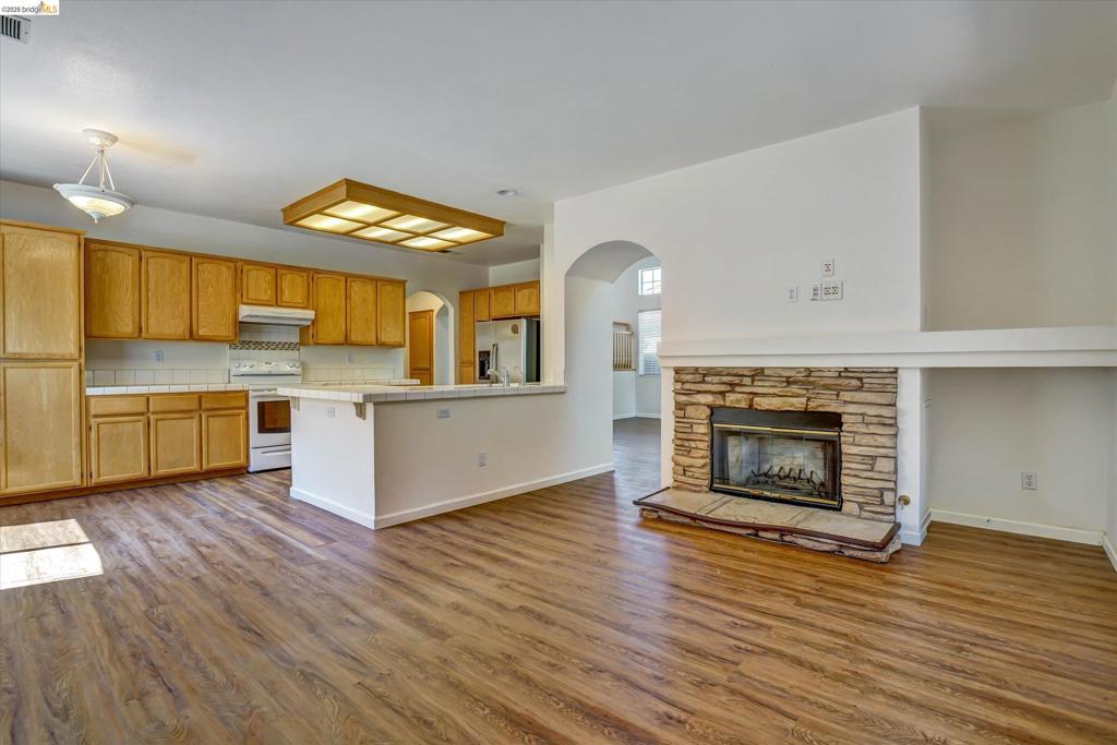 550 Apple Hill Dr, Brentwood (CC), CA 94513