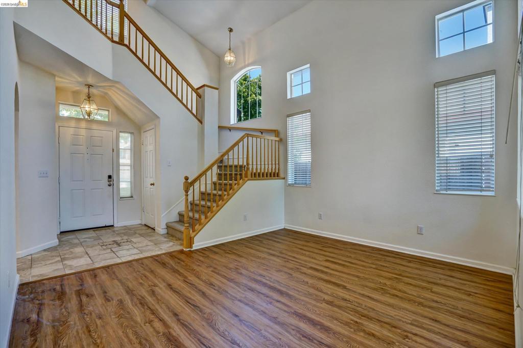 550 Apple Hill Dr, Brentwood (CC), CA 94513