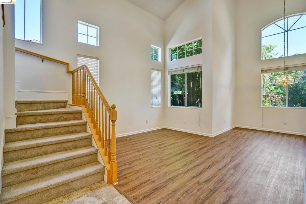 550 Apple Hill Dr, Brentwood (CC), CA 94513