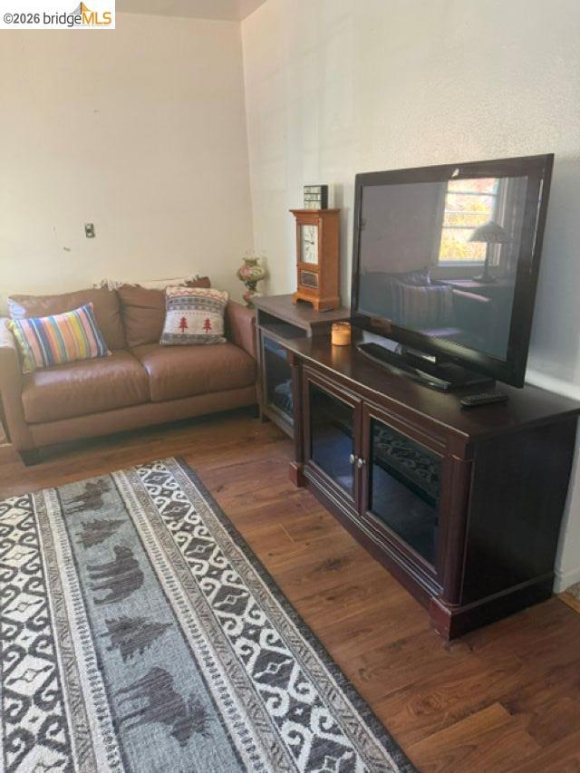 19909 Mono Way, Sonora, CA 95370