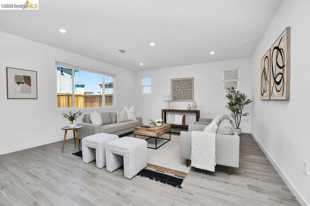 321 Hanson Ln, Brentwood (CC), CA 94513