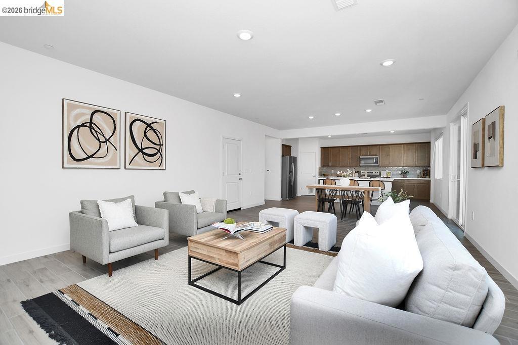 321 Hanson Ln, Brentwood (CC), CA 94513