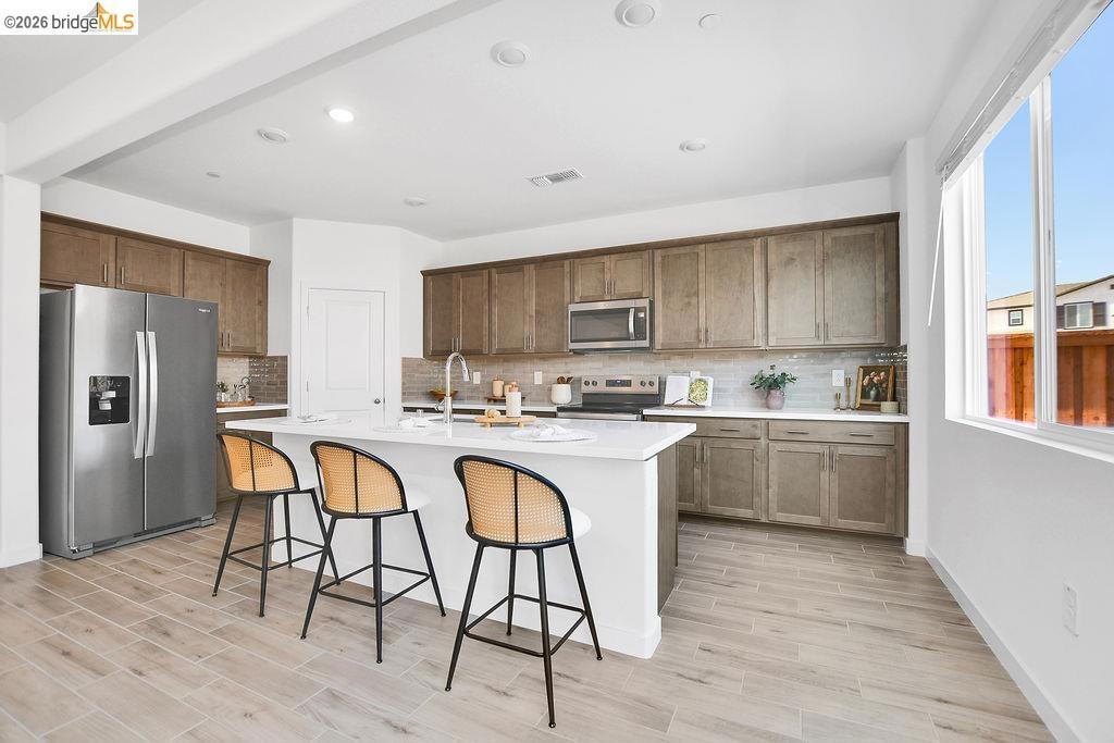 321 Hanson Ln, Brentwood (CC), CA 94513