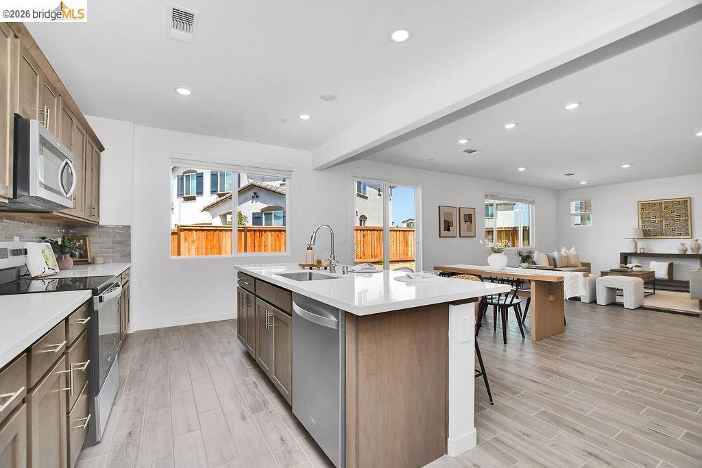 321 Hanson Ln, Brentwood (CC), CA 94513