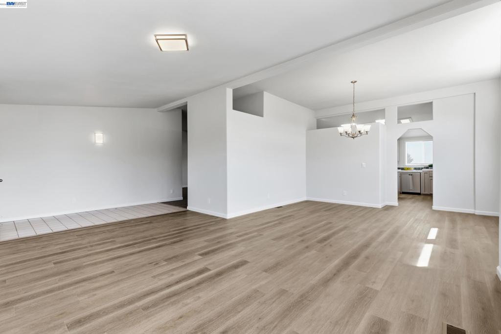 4437 W Grayson, Modesto, CA 95358
