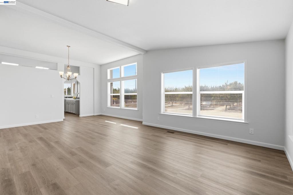 4437 W Grayson, Modesto, CA 95358