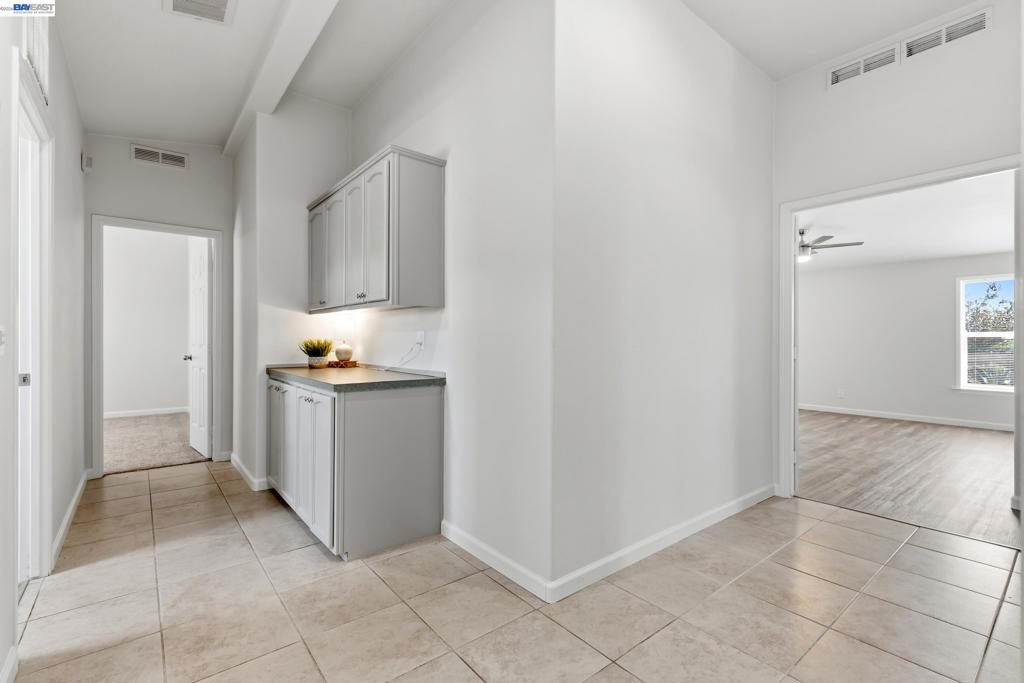 4437 W Grayson, Modesto, CA 95358